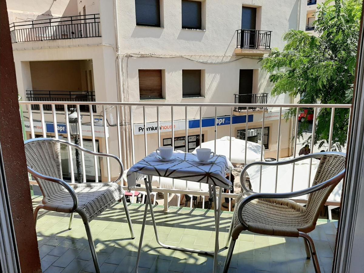 Apartamentos Franch L'Hospitalet de l'Infant Exterior foto