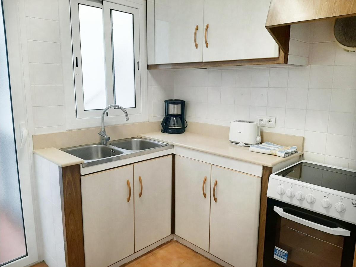 Apartamentos Franch L'Hospitalet de l'Infant Exterior foto